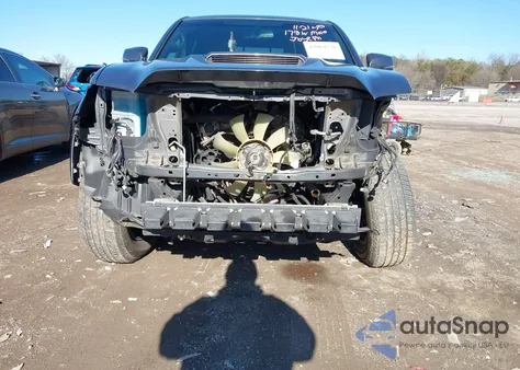 2017 Toyota Tacoma Trd Sport из США, поврежденный, VIN 3TMCZ5AN7HM050011